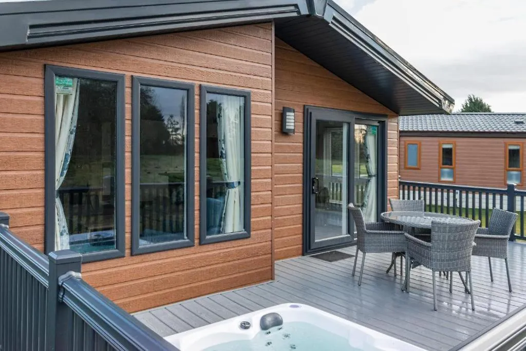 Lilac Lodge With Hot Tub York United Kingdom