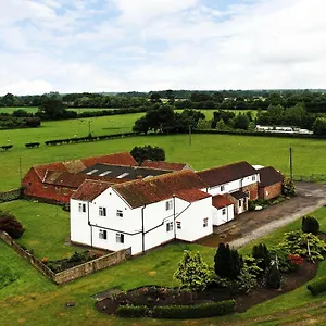 Deighton Country house